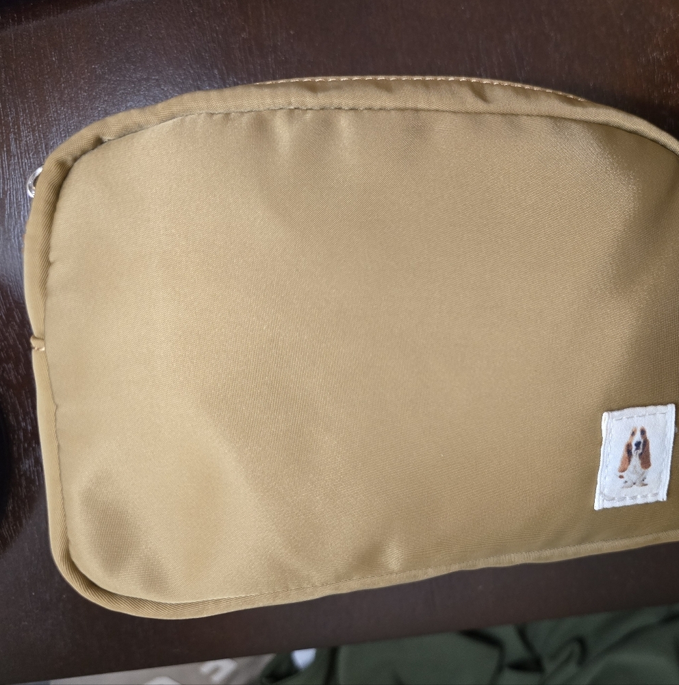 Hush Puppies Unisex Tan Nylon Crossbody Pouch – Adjustable Strap, NWT
